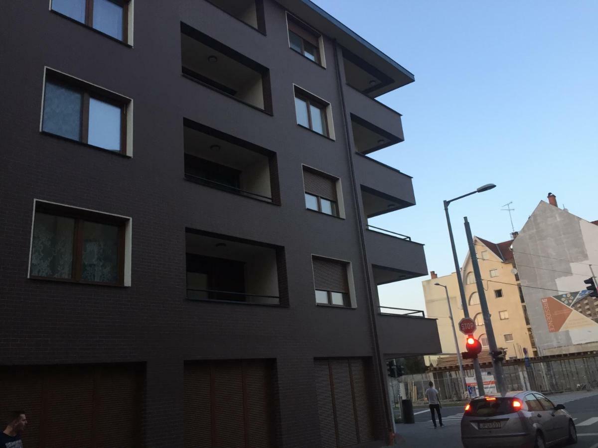 Simonffy Central Apartment Debrecen Exterior foto